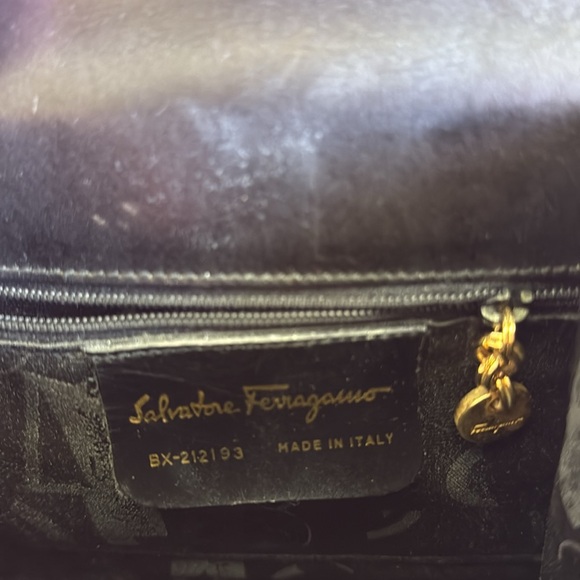 Salvatore Ferragamo Gancini leather 2-way Kelly shoulder bag - Picture 14 of 16